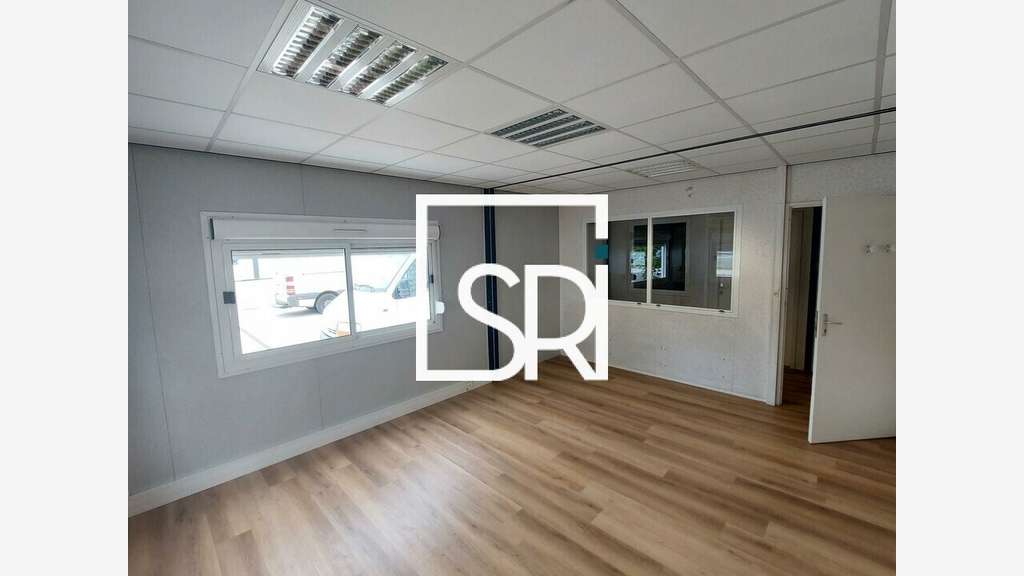 Location bureaux 130m² idéalement situés à Riom