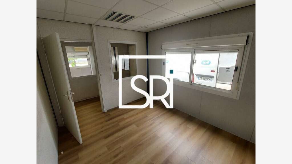 Location bureaux 130m² idéalement situés à Riom