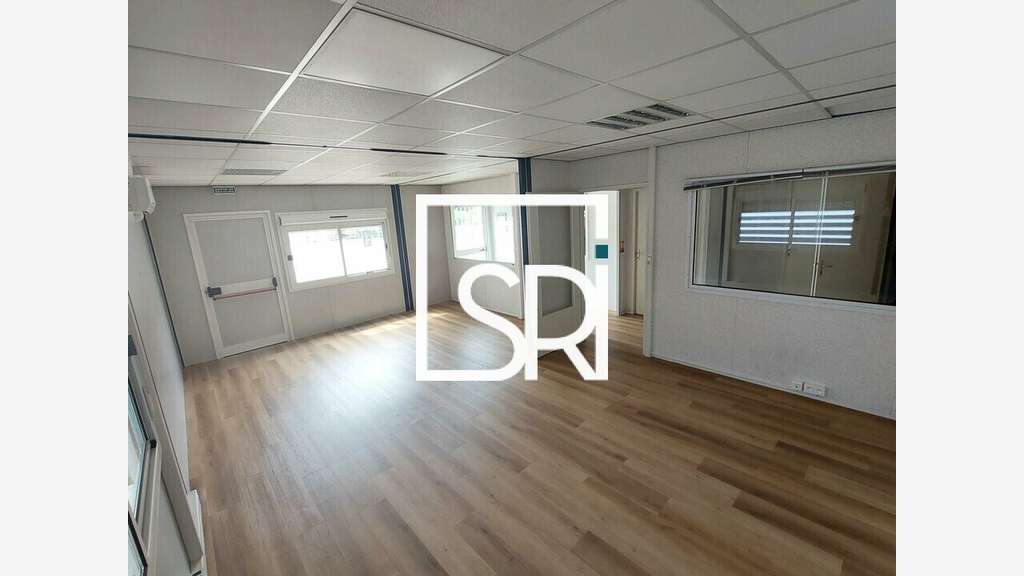 Location bureaux 130m² idéalement situés à Riom