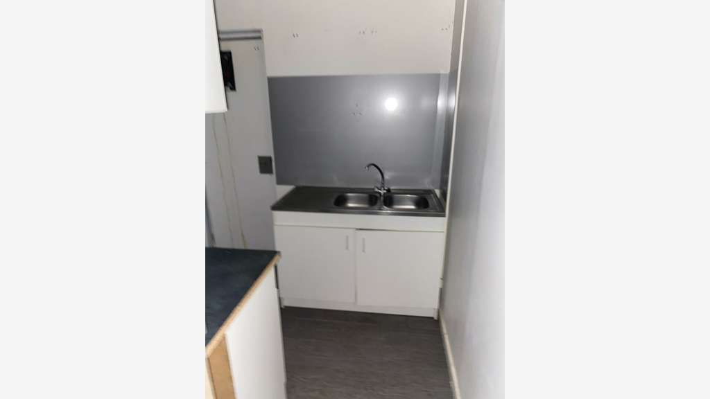 A louer bureaux 150m² parking en Martinique