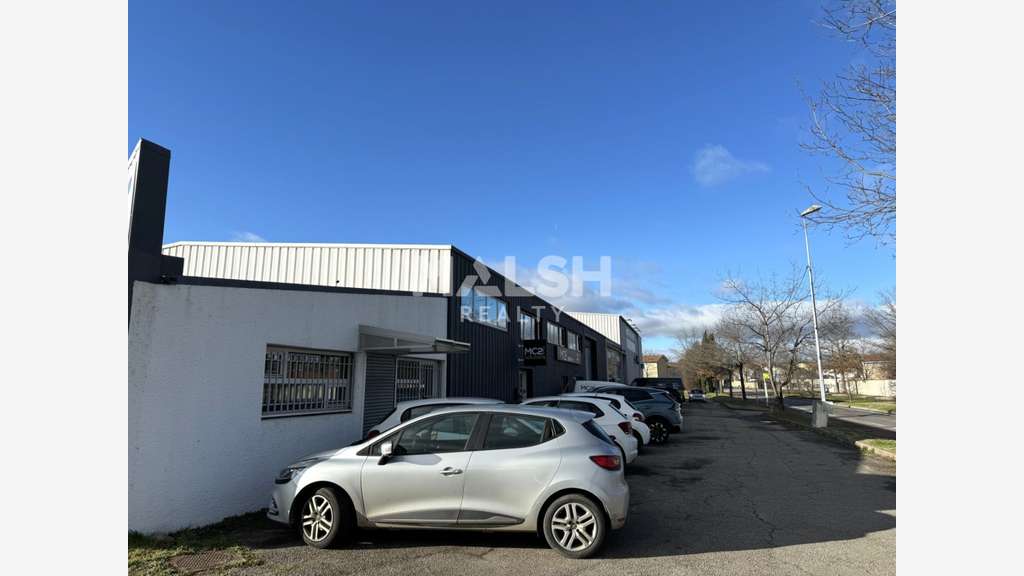 Loue bureaux 166m² à Andrézieux Boutheon (42160)