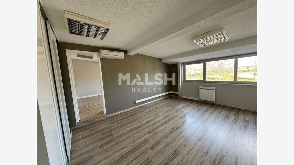 Loue bureaux 166m² à Andrézieux Boutheon (42160)