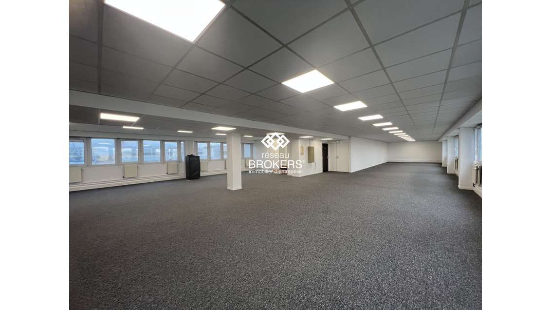 A louer bureaux de 175m² idéalement placés à Massy