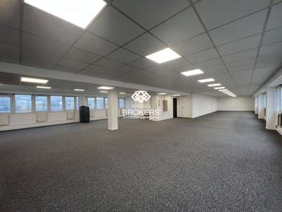 A louer bureaux de 175m² idéalement placés à Massy
