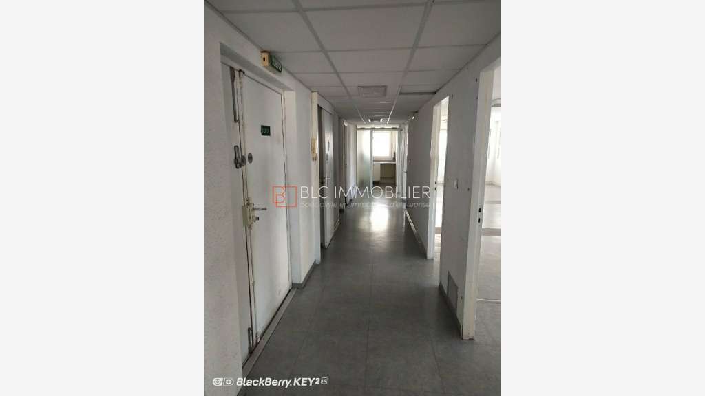 Bureaux 190m² à louer à Marseille 13008 Bonneveine