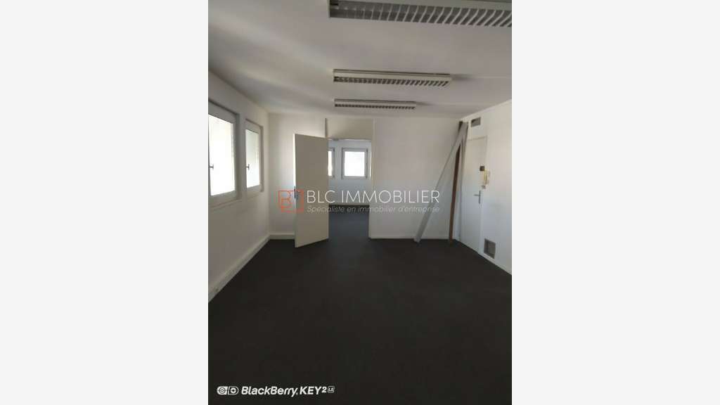 Bureaux 190m² à louer à Marseille 13008 Bonneveine