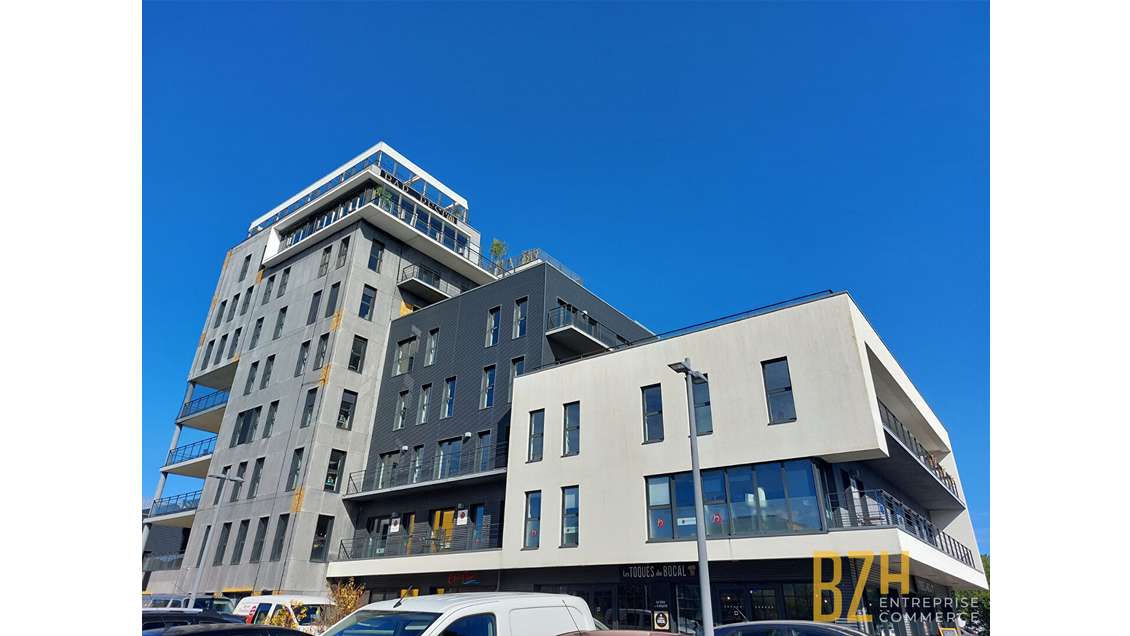 Bureaux de 229m² à louer en R+2 à Lorient