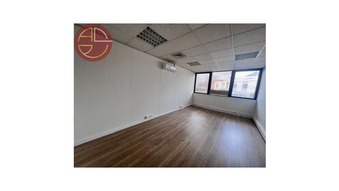 A louer bureaux 22m² à Toulouse avenue Champollion
