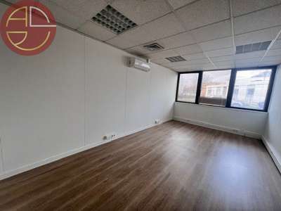A louer bureaux 22m² à Toulouse avenue Champollion