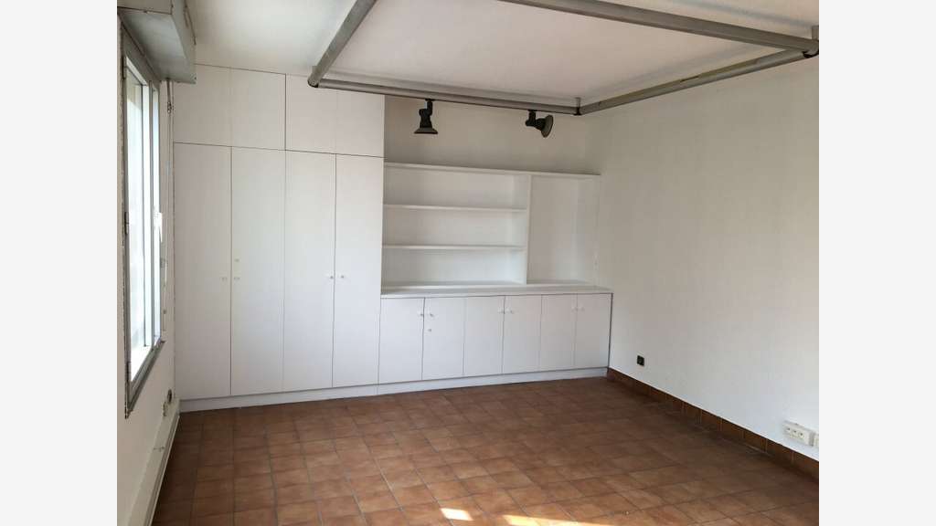 Bureaux 270m² à louer à Valence Sud ZI des Auréats