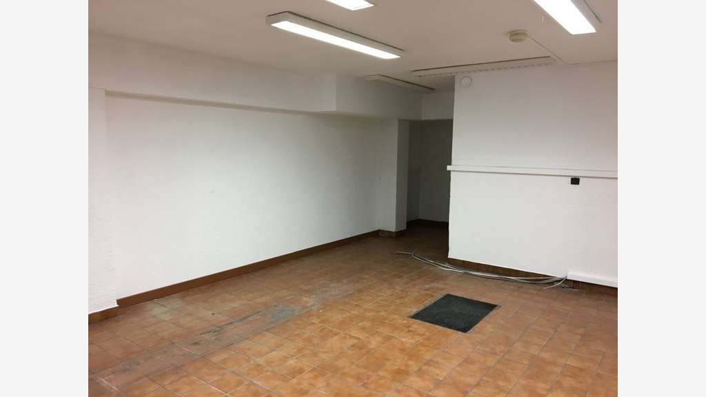 Bureaux 270m² à louer à Valence Sud ZI des Auréats