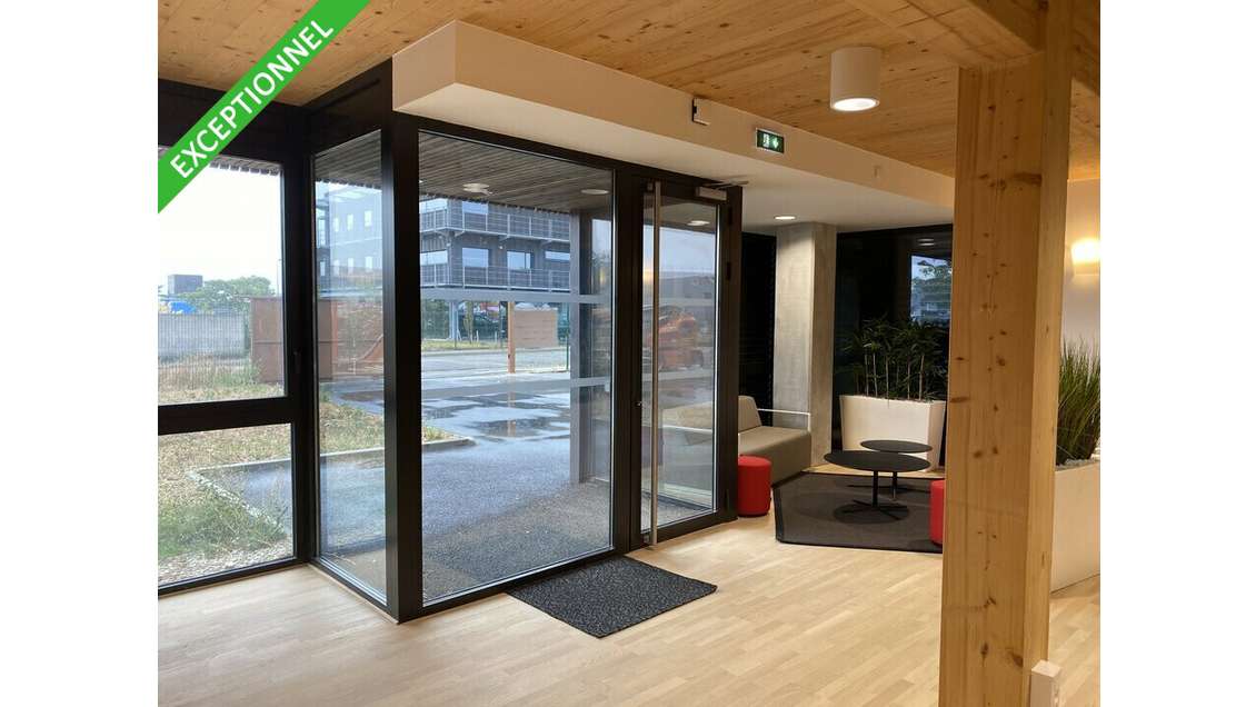 A louer bureaux 272m² à Beaumont ZA Clairac