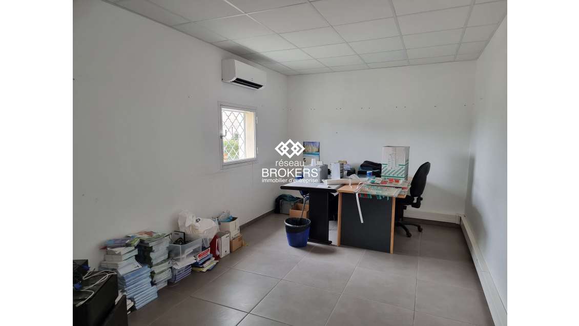Bureaux 280 m² - A louer - Vendargues