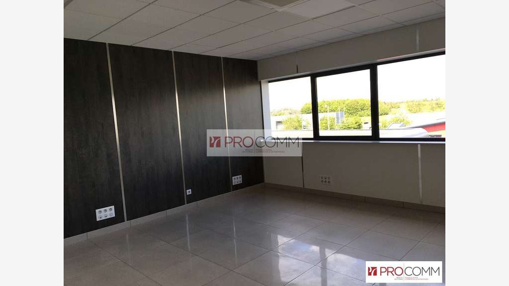A louer bureaux 200m² R+1 agglo Chartres