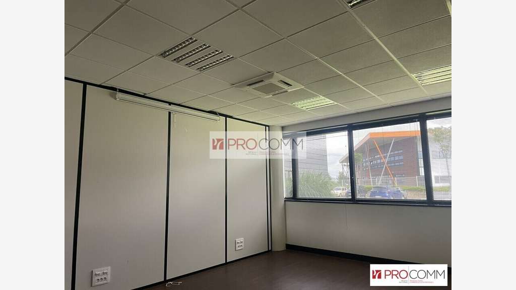 A louer bureaux 500m² RDC à Chartres