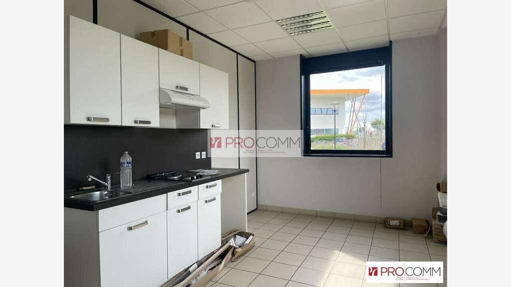 A louer bureaux 500m² RDC à Chartres