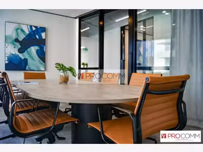 A louer bureaux 74m² R+2 sur site clos à Chartres