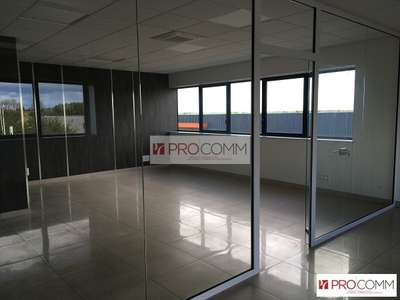 A louer bureaux 149m² R+1 avec ascenseur Chartres