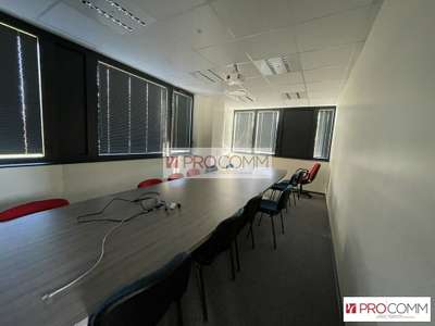 A louer bureaux 103m² RDC agglo Chartres