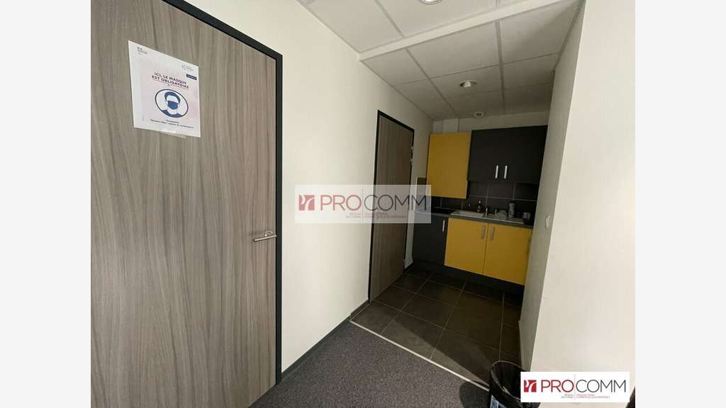 A louer bureaux 103m² RDC agglo Chartres