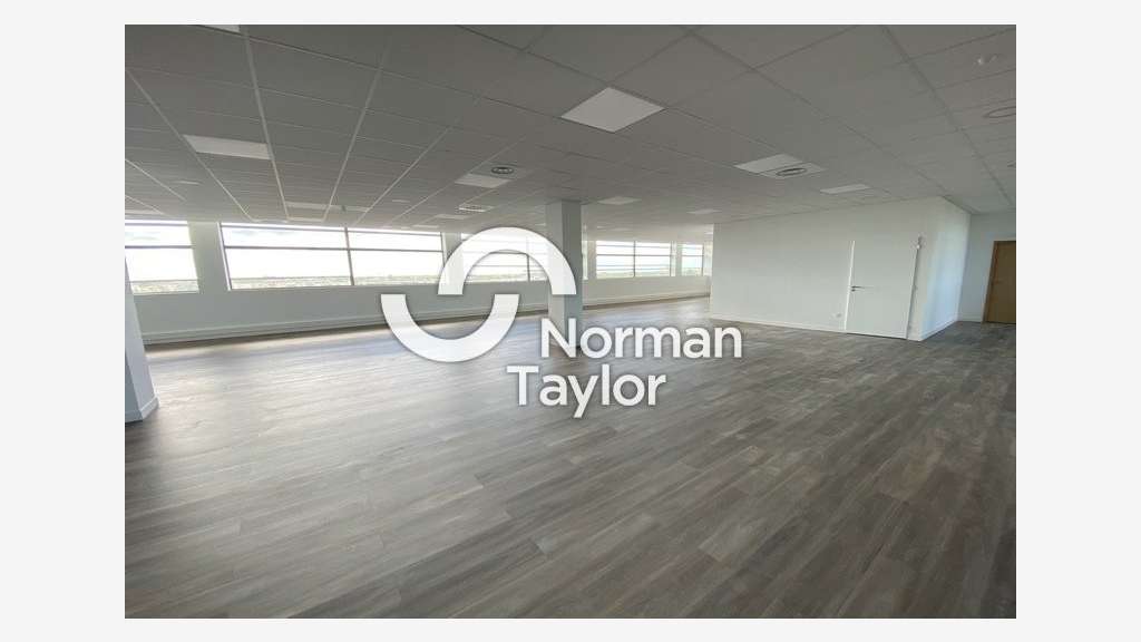 Bureaux 3091m² à louer ZAC Cambacérès Montpellier