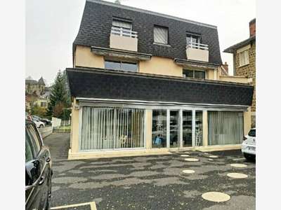 A louer bureaux de 313m² à Brive-la-Gaillarde