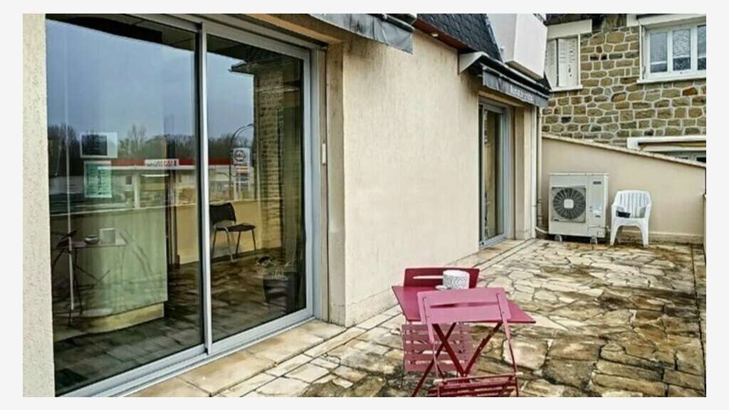 A louer bureaux de 313m² à Brive-la-Gaillarde