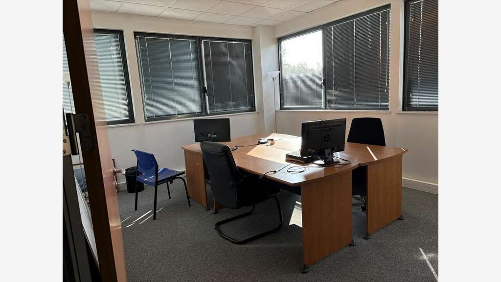 Bureaux de 327m² à louer à Lyon 4 quais de Saône