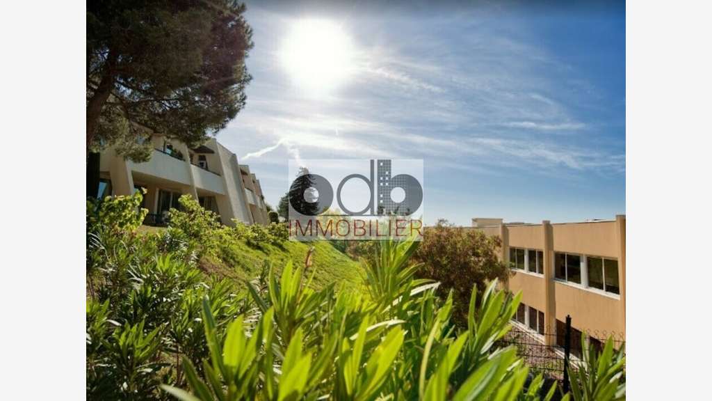 A louer bureaux 33m² à Sophia Antipolis Valbonne
