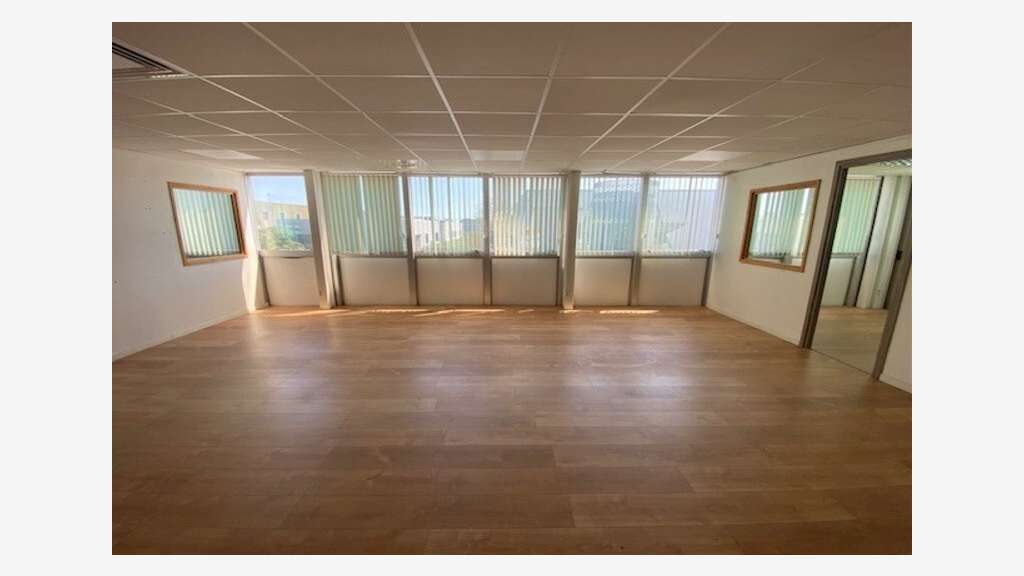 A louer bureaux 140m² à Mauguio Fréjorgues Ouest