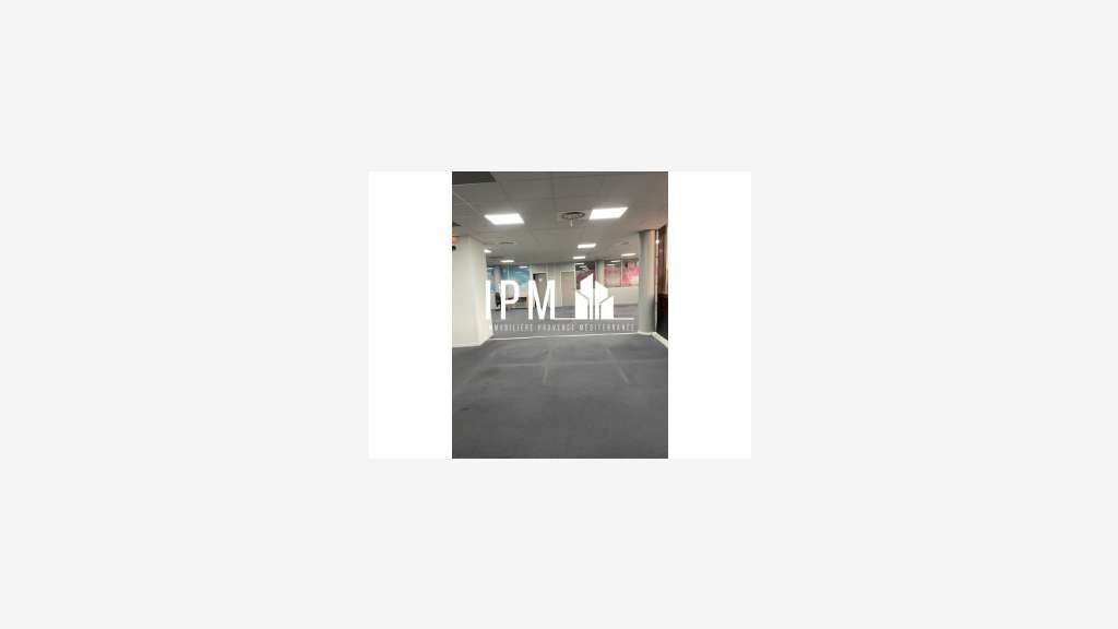 Bureaux 357m² à louer à Marseille Bonneveine 13008