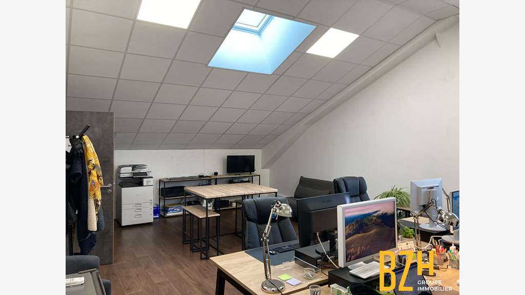 A louer bureaux de 40m² + parking à Vannes