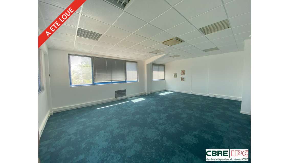 A louer bureaux de 42m² au 1er étage à Anglet