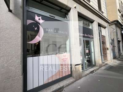 Loue local 174m² à Lyon 69003 cours de la Liberté