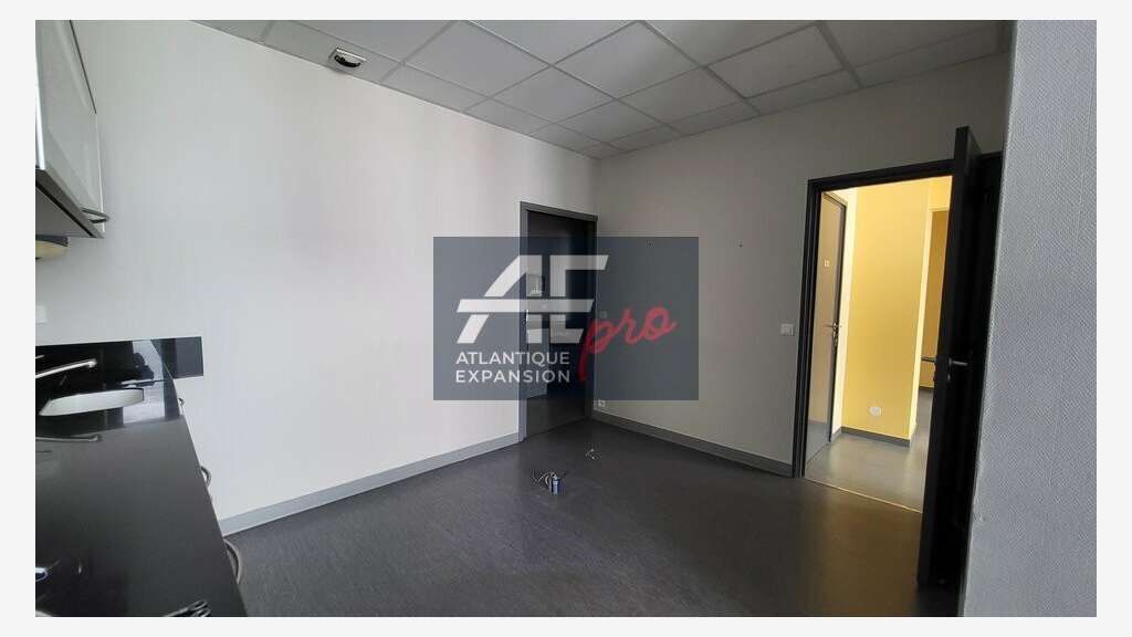 A louer bureaux 82m² à Saint-Nazaire centre