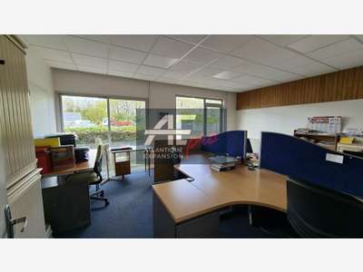 A louer bâtiment de bureaux 307m² à Saint-Nazaire