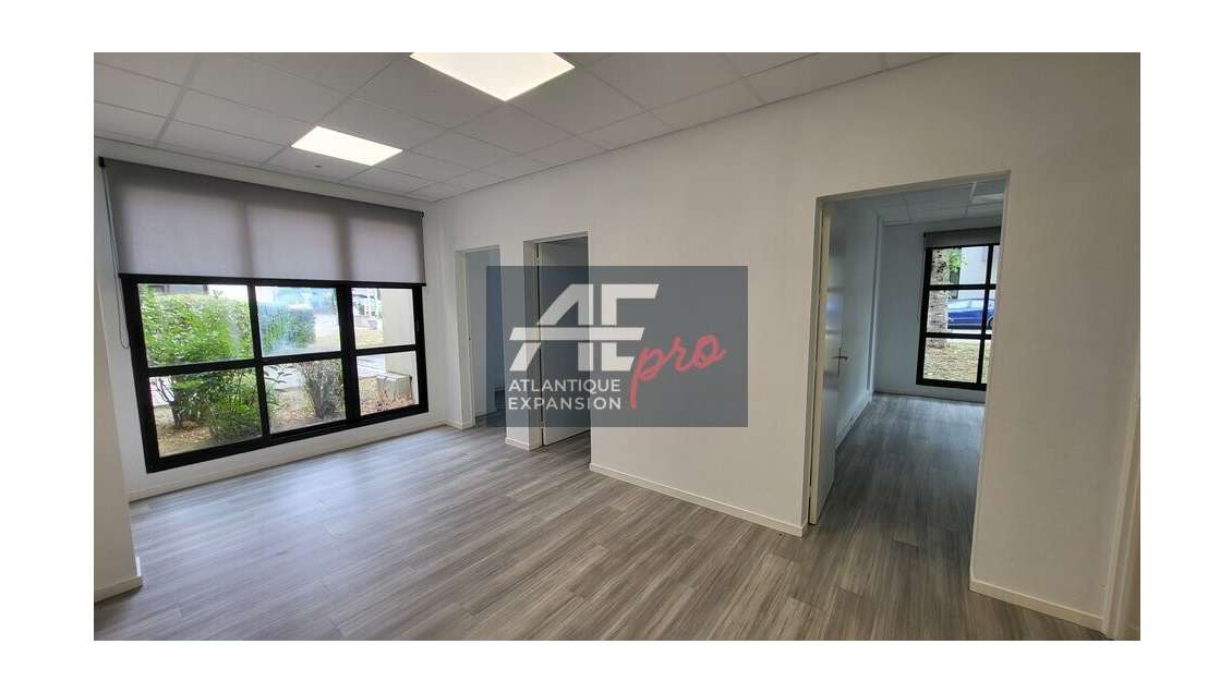 A louer bureaux 91m² RDC à Saint-Nazaire Océanis 