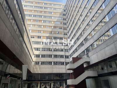 A louer bureaux cloisonnés 447m² à Lyon 69003