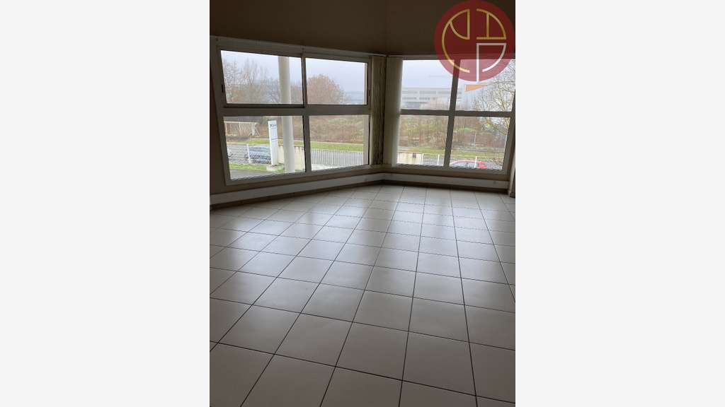 Loue bureaux de 480m² sur 2 niveaux Tournefeuille