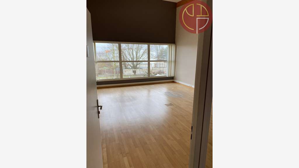 Loue bureaux de 480m² sur 2 niveaux Tournefeuille