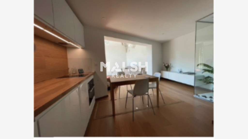 Bureaux atypiques de 60m² à louer à Vaulx en Velin