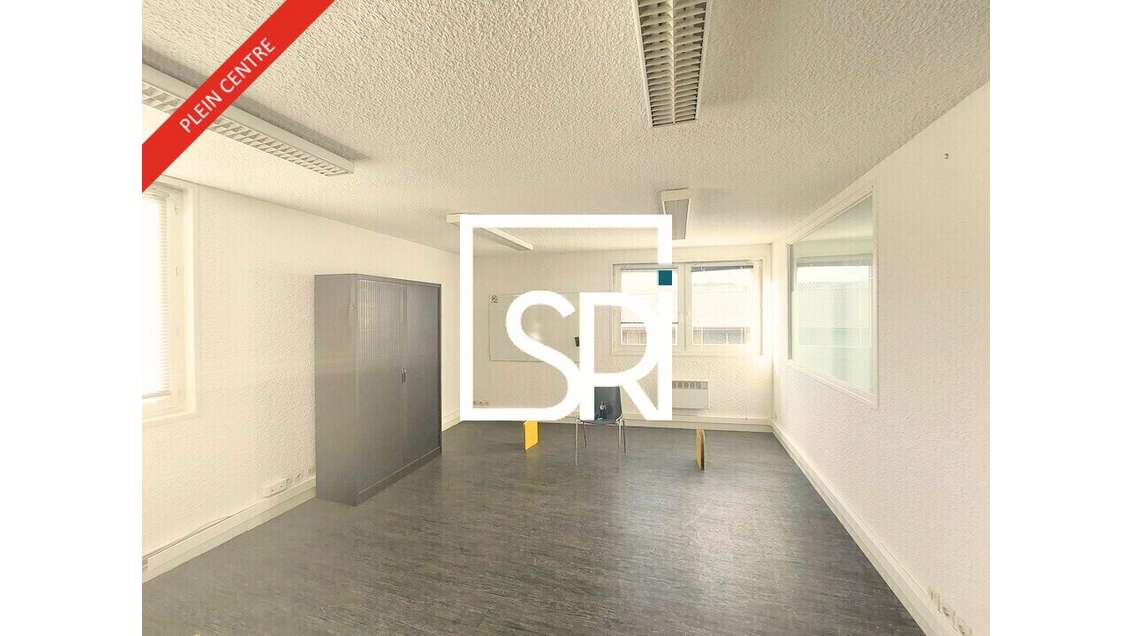 Local 460m² à louer à Clermont Ferrand Gare 