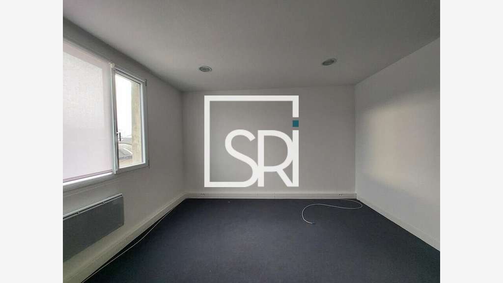Bureaux 44m² à louer à Clermont Ferrand ZI Brézet
