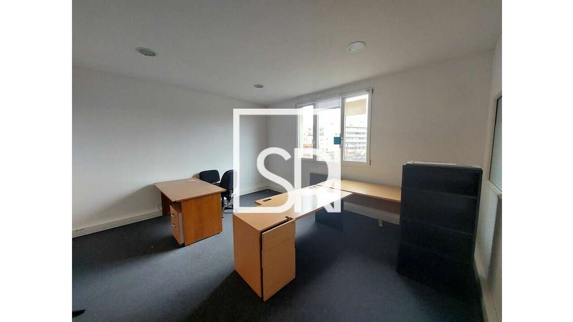 Bureaux 44m² à louer à Clermont Ferrand ZI Brézet