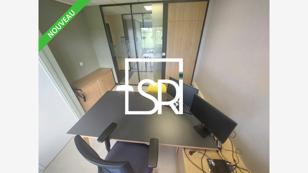 A louer bureaux 225m² dans bâtiment neuf à Thiers