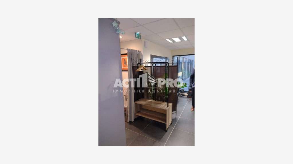 À louer bureaux de 66 m² à Perpignan