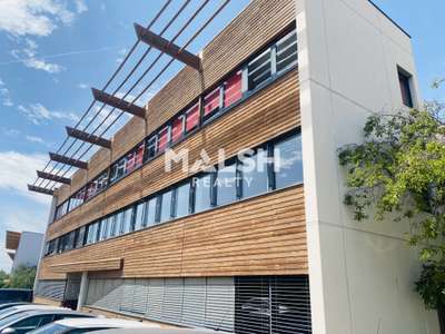 Bureaux de 681m² divisibles à louer à Saint Priest