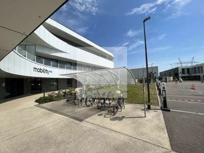 A louer bureaux aménagés 170m² à Jonage