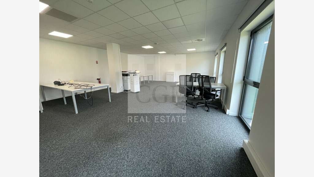 A louer bureaux aménagés 170m² à Jonage