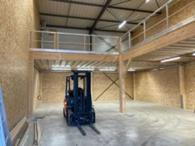 Locaux activités neufs 163m² St-Étienne-la-Varenne